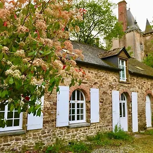 Du Chateau Erbrée